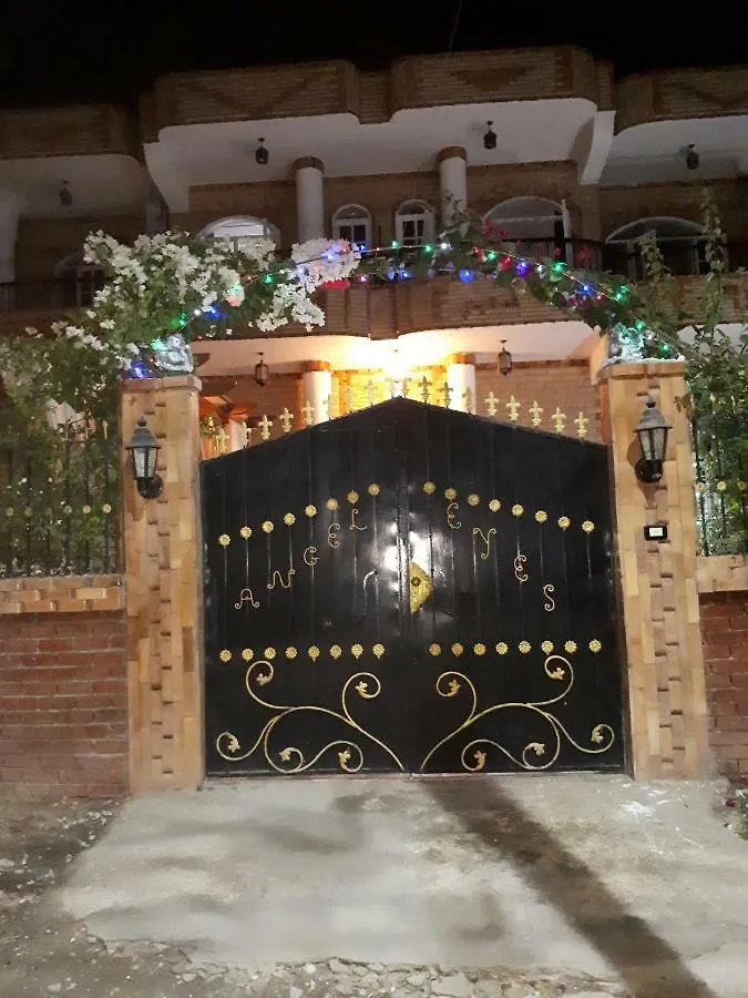 Angel Eyes House Appartement Luxor